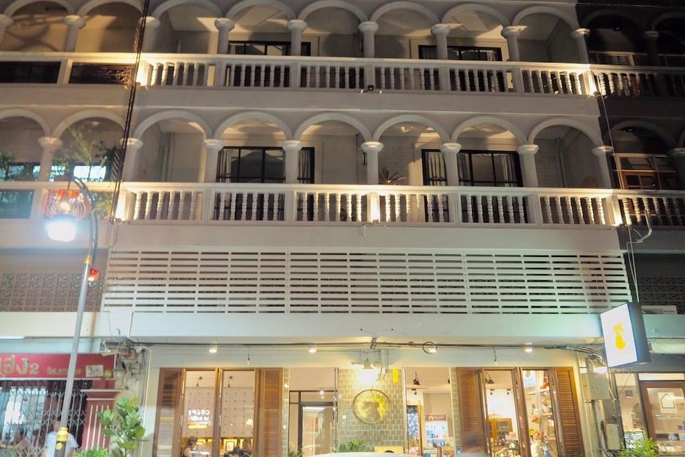 Hotel Oyo 300 Karnvela Phuket Exterior foto